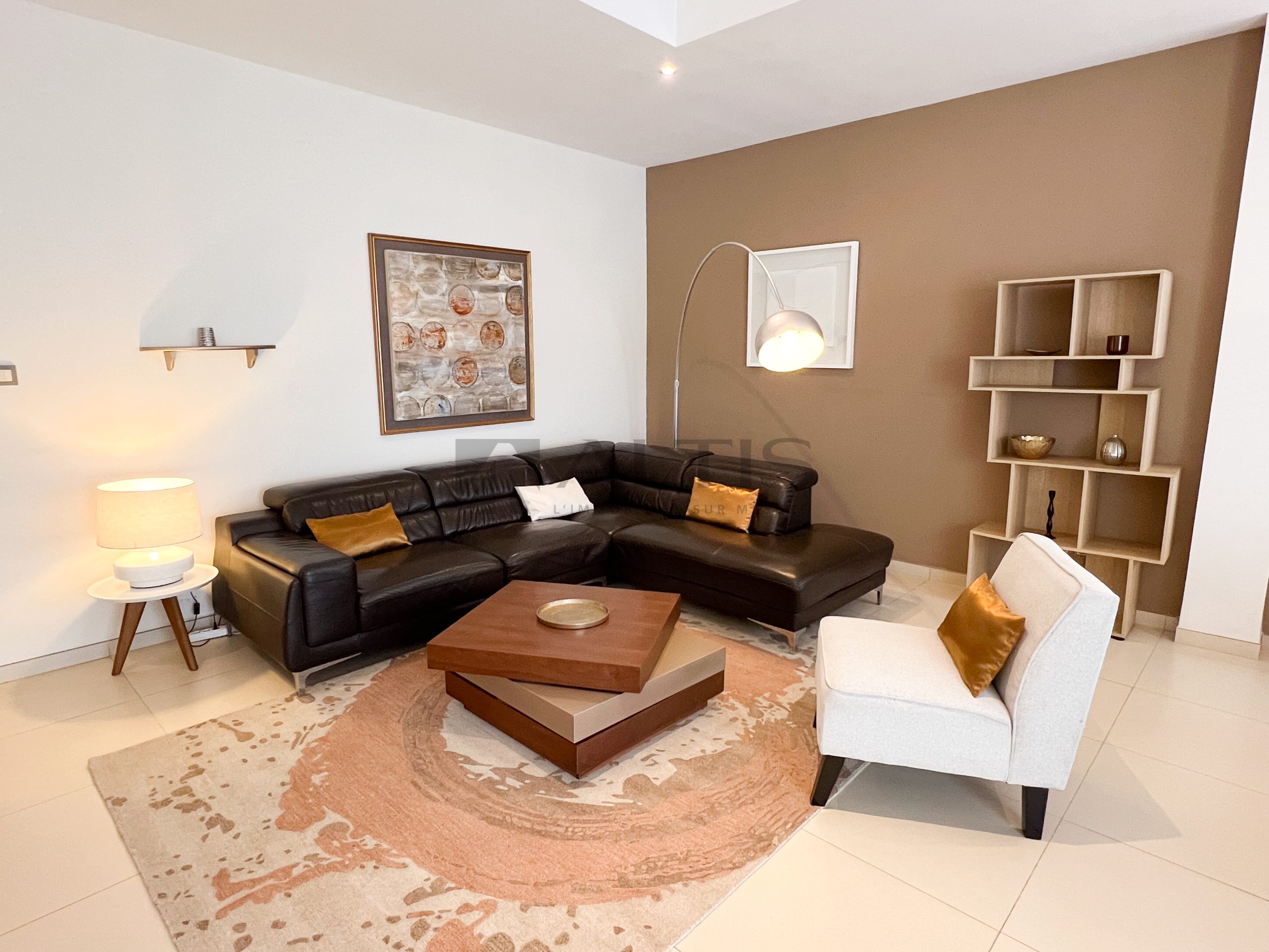 Appartement F4 – meublé